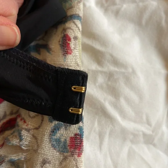 24/7® Classic Contour Plunge Bra - 34 C 1/2 - Picture 10 of 12